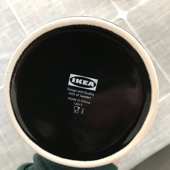 Penguin Vases (Pair) - Picture 3 of 4